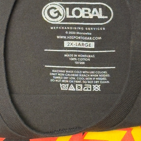 Ozzy Osbourne Bat Graphic Tee – 2XL – Global Merch - Picture 4 of 6